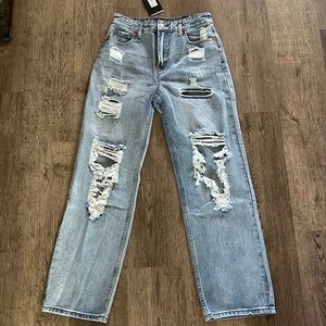 Go Bestie ripped straight leg FASHION NOVA jeans
